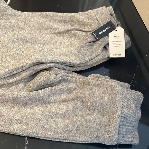 NWT Express Knit suiting joggers - Picture 11 of 11
